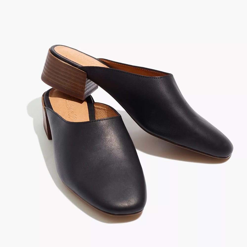 The Alicia Mule in Leather in women size 8, Brand New